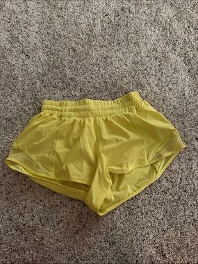 lululemon bright Yellow Shorts size 4, low rise, 2.5 inch